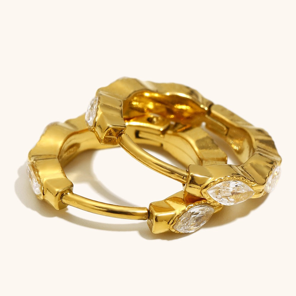 Dainty rock hoops