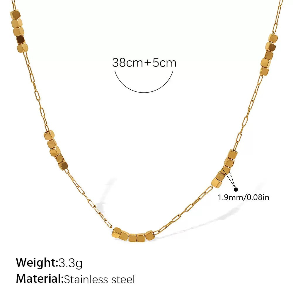 Classic dainty chain necklaces