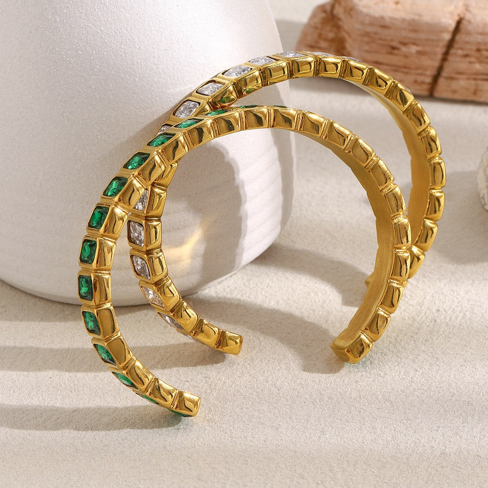 Full stars rock bangle