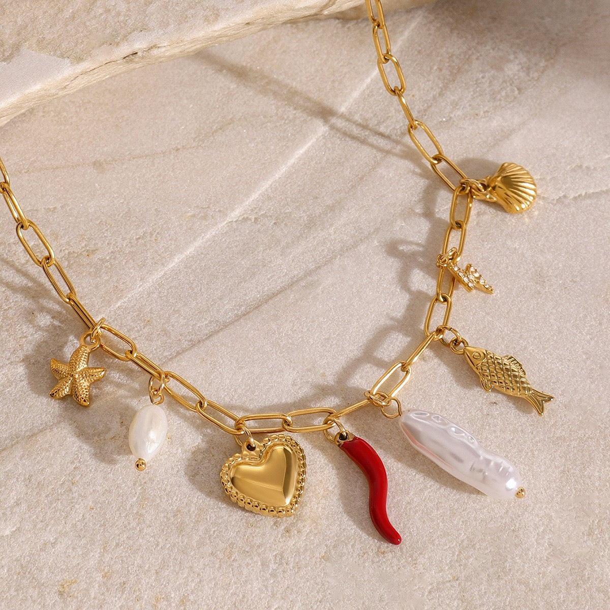 Big shell pendant charm necklace