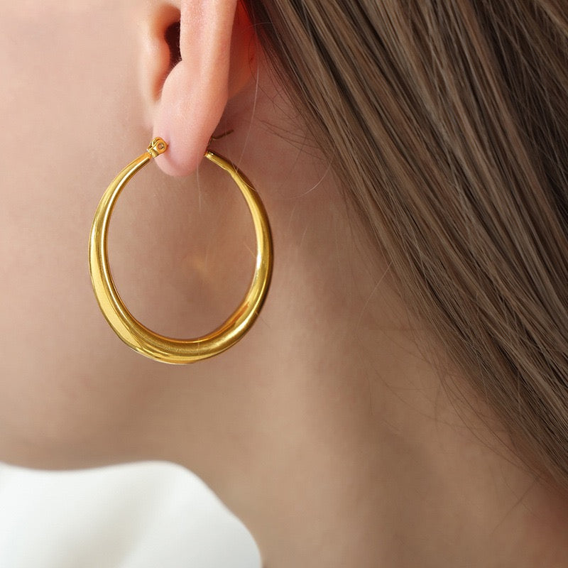 Kito hoop earrings