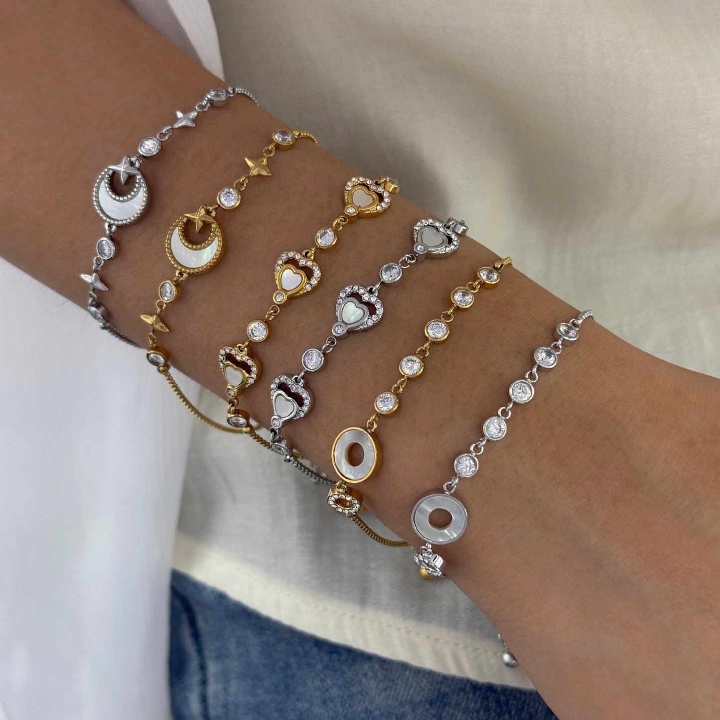 Pure moon bracelet