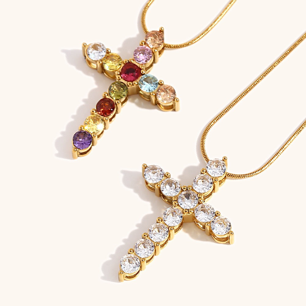 Cross pendant necklace