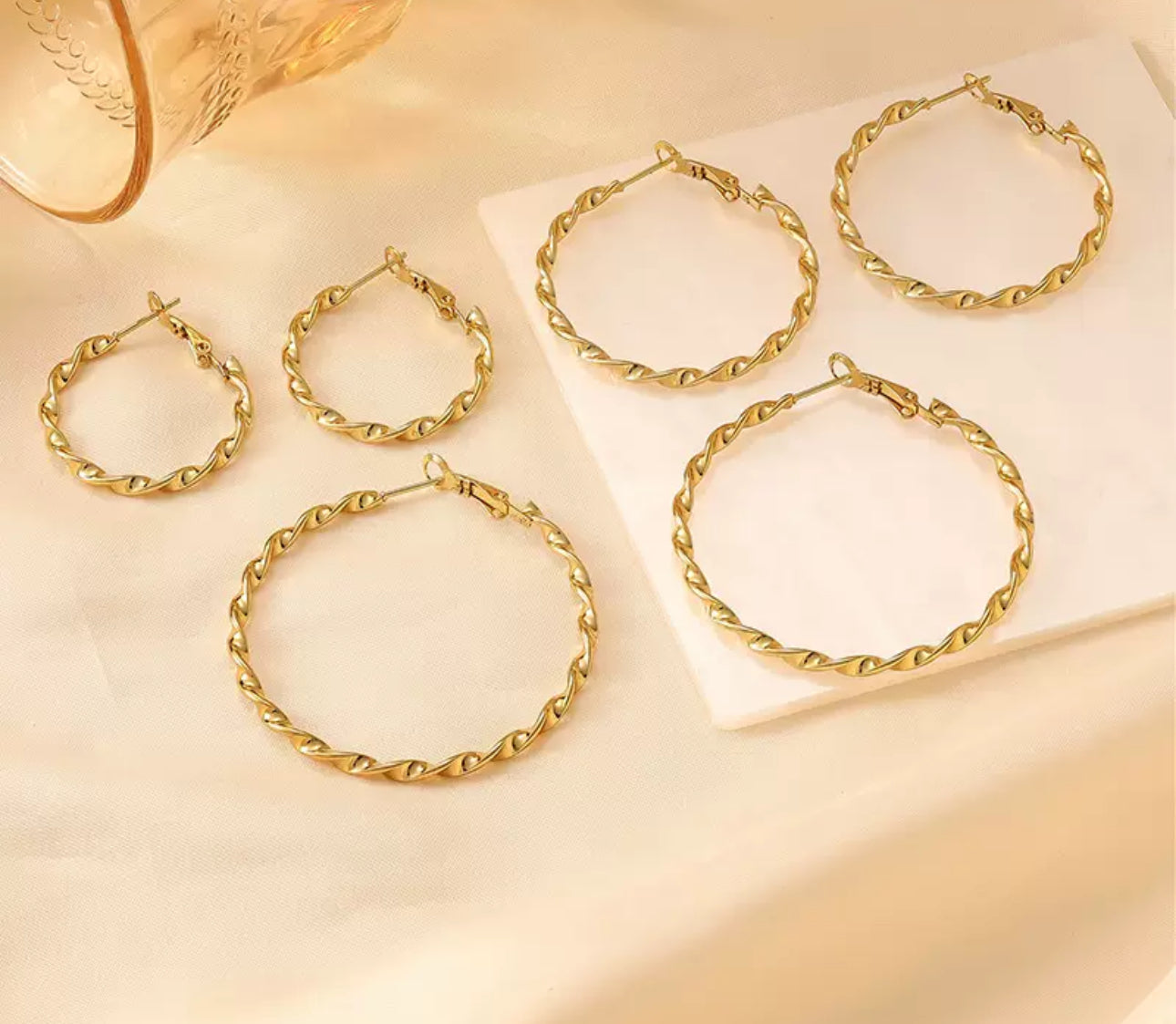 Brad twisted hoops earrings