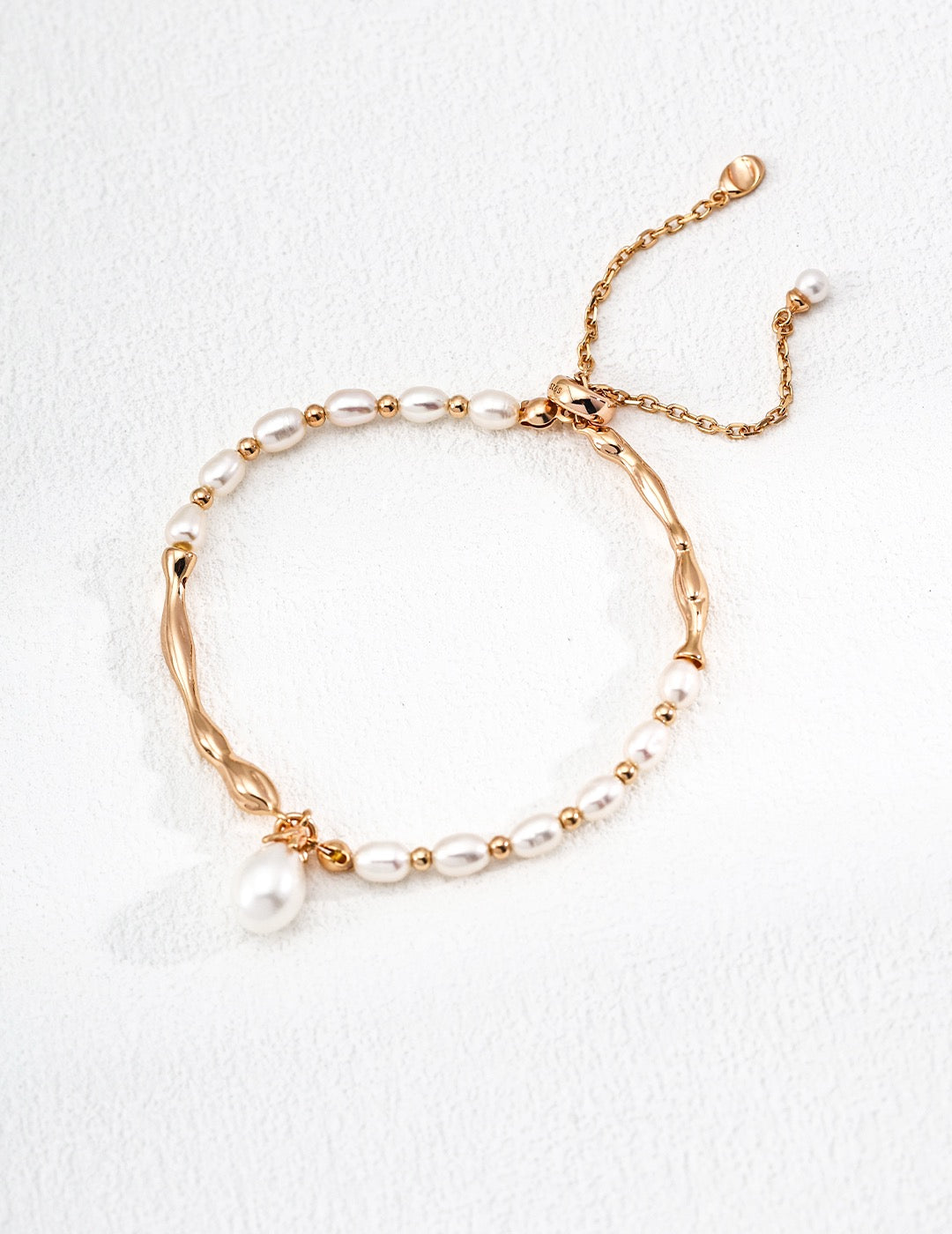 Hong Kong Half bangle pearl bracelet