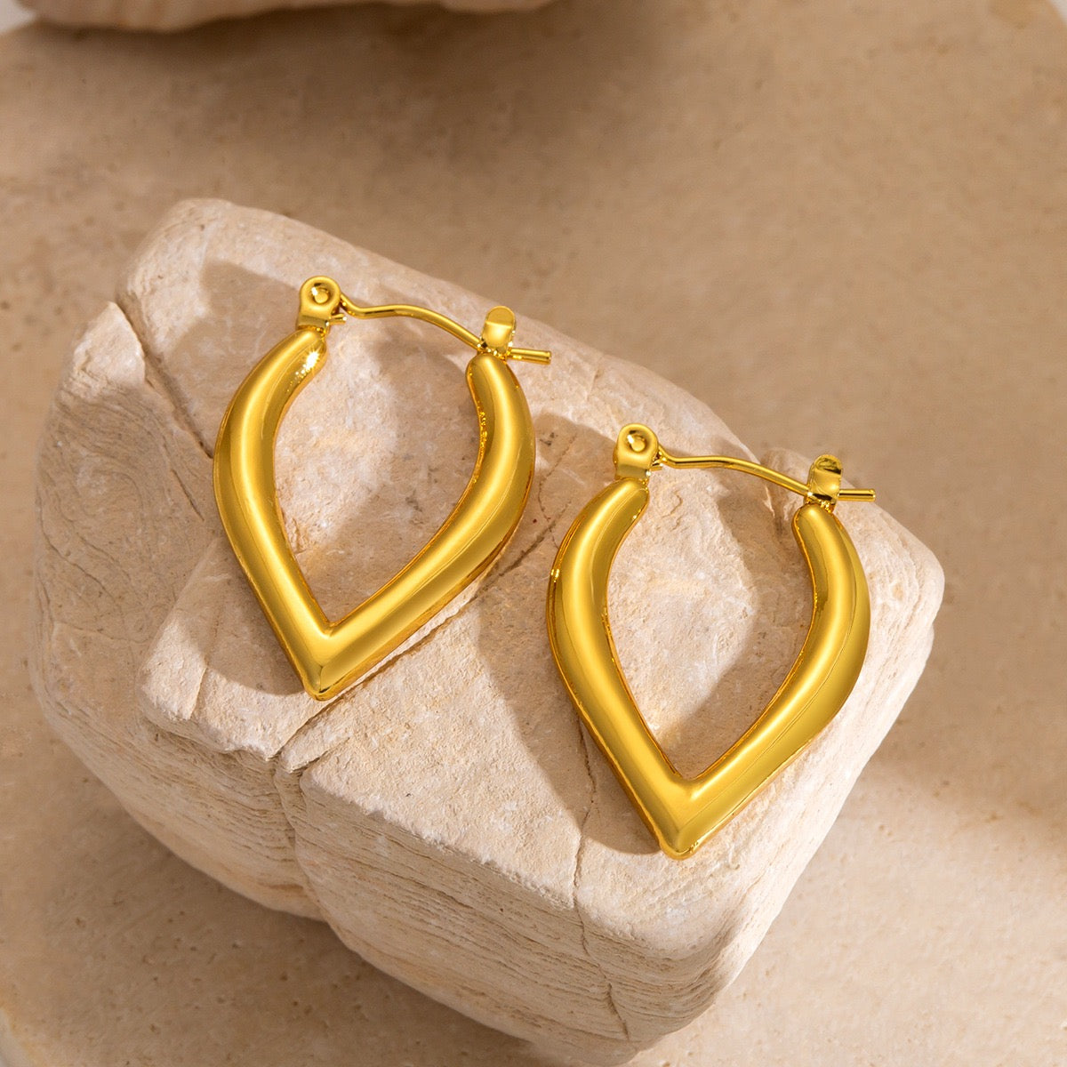 Pointy heart hoops