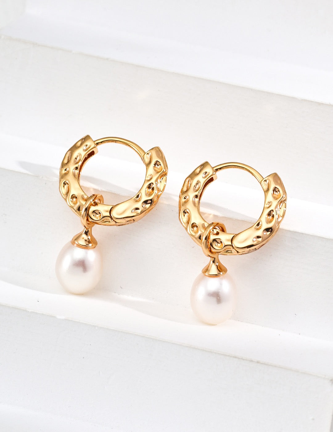 Fullerton Hoop Pearl earrings