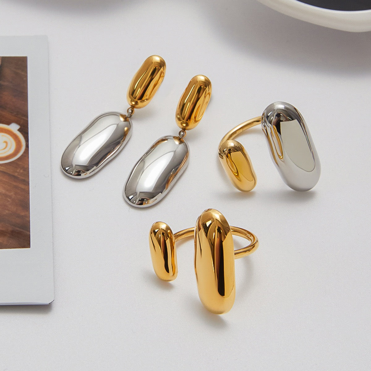 Double beads statement rings