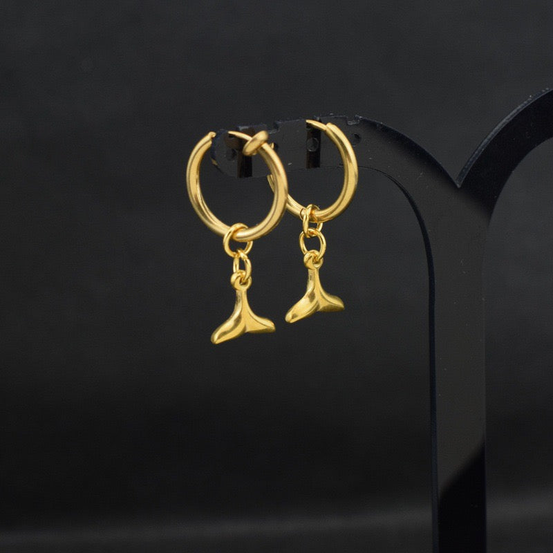 Dainty mermaid tale earrings