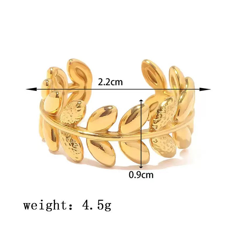 Moore Olive leaf ring