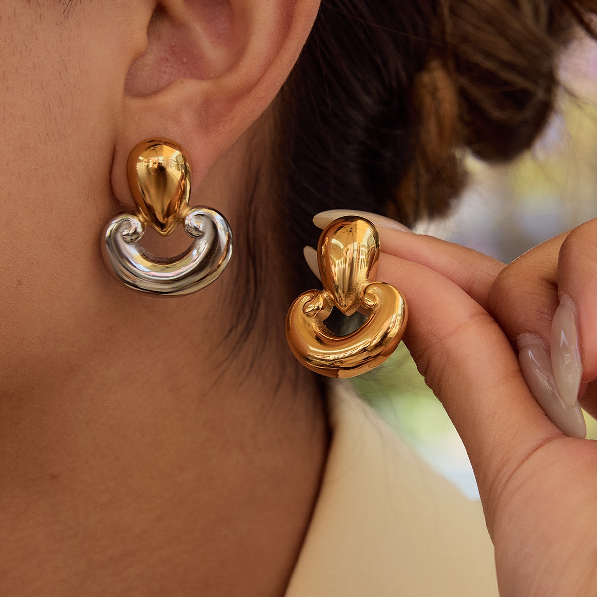 Chubby drop earrings