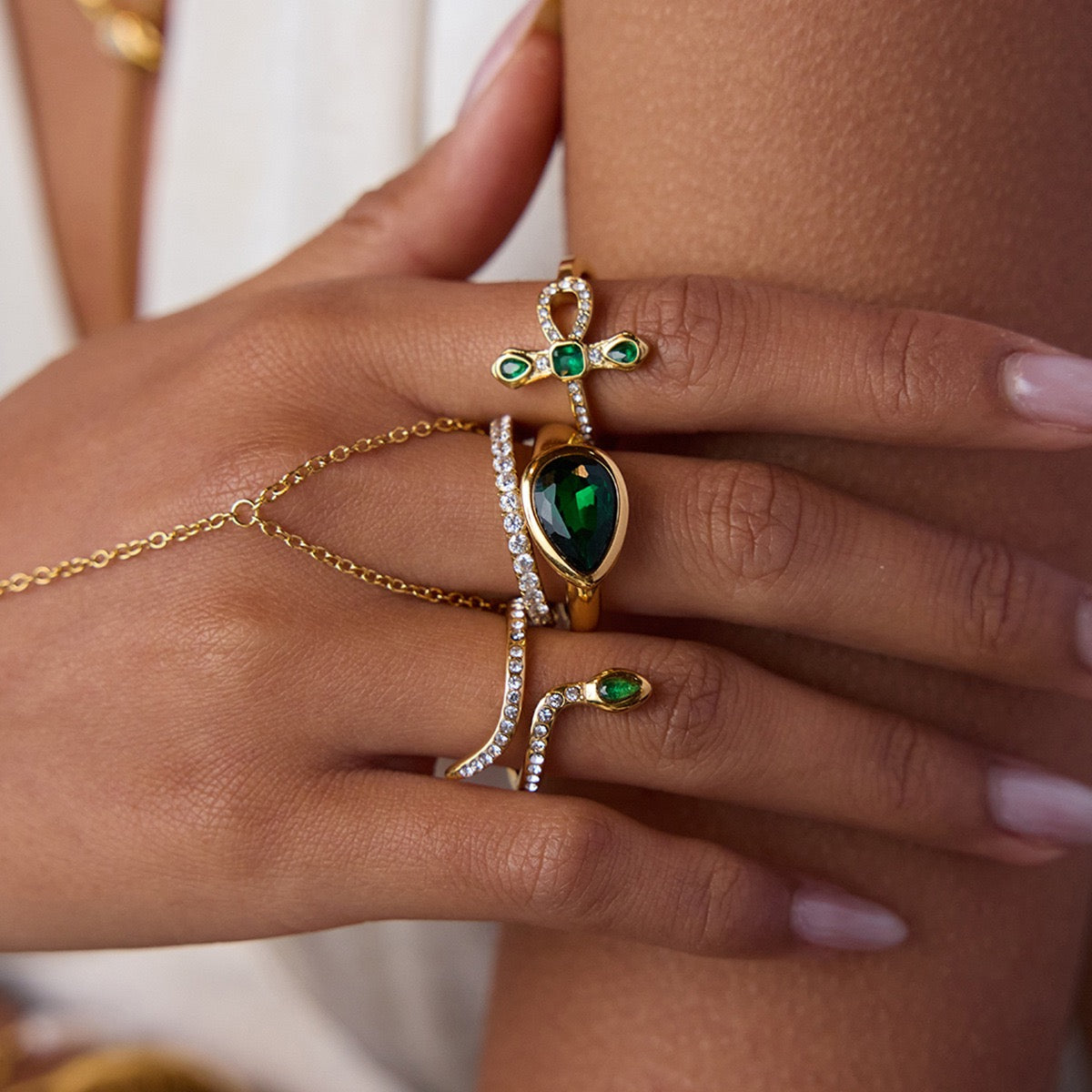 Green cross rings