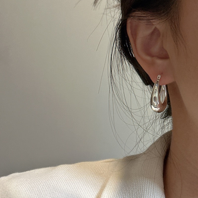 Classic sterling silver hoops