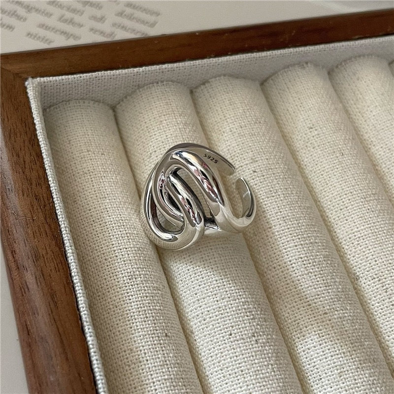 Sterling silver knots ring