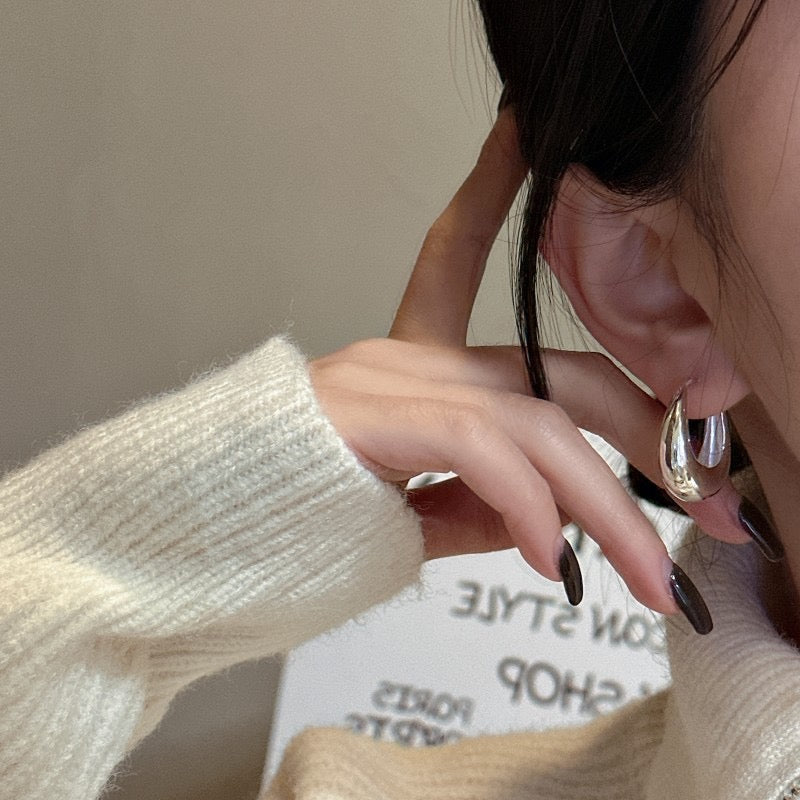 Big U sterling silver hoops