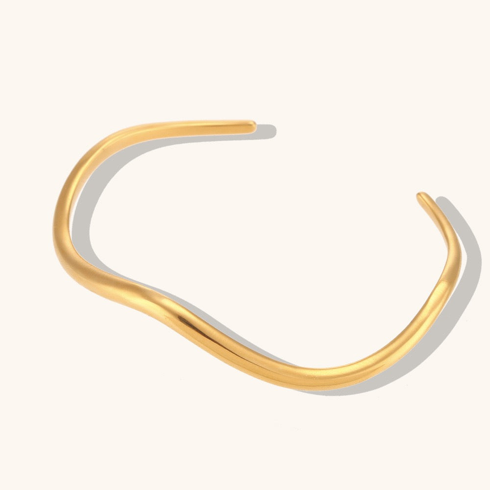 Dainty wave bangles