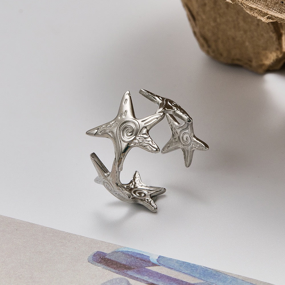 Swirl starfish ring