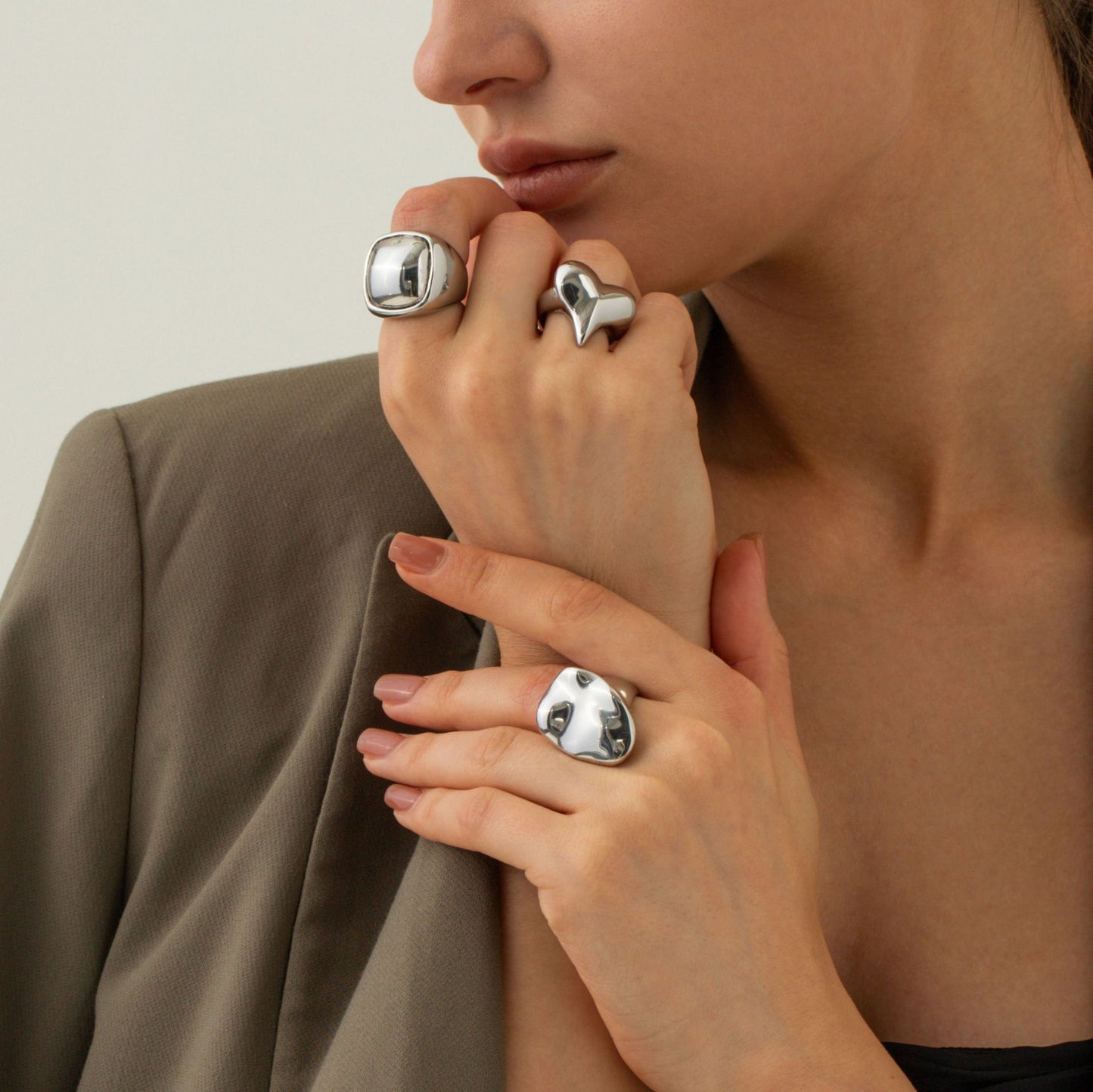 Chubby buns statement rings