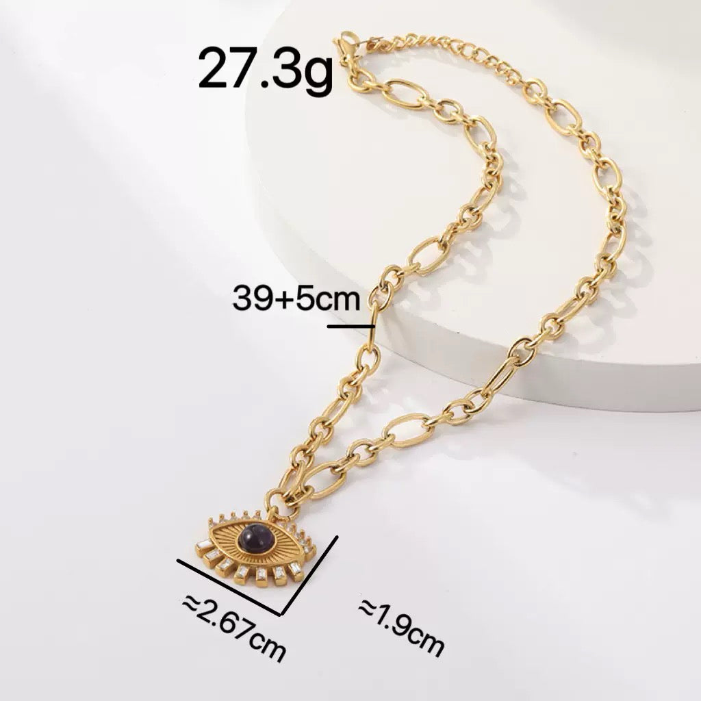 Bold eye necklace