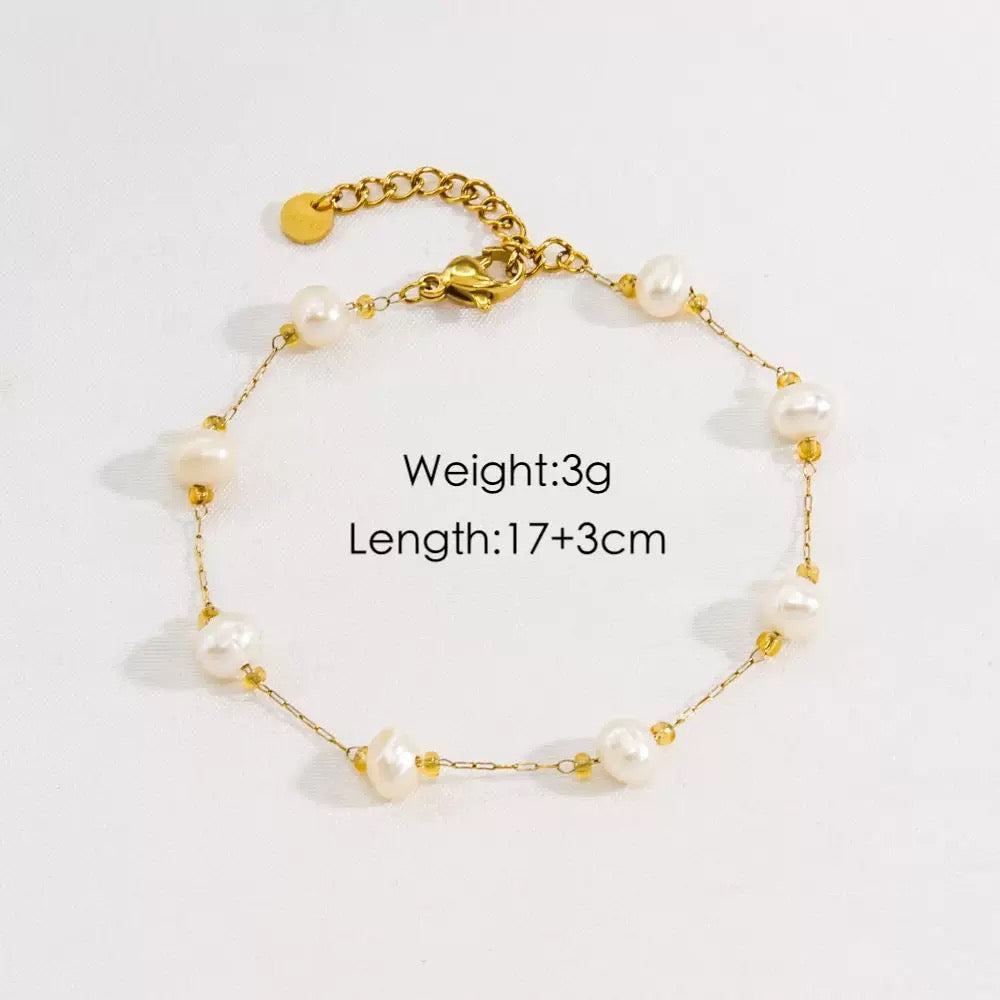 Freshwater pearls set