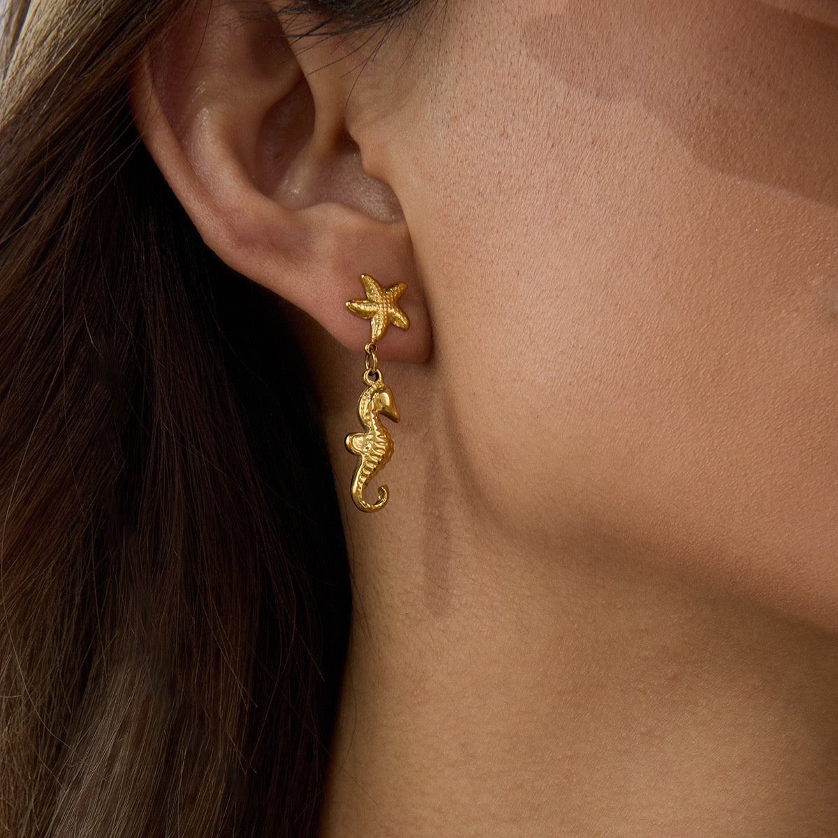 Seahorse starfish earrings