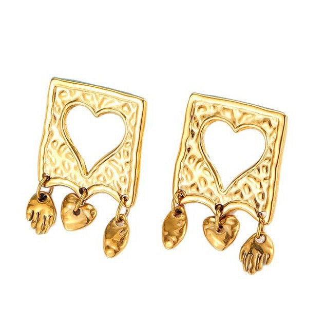 Heart gate earrings