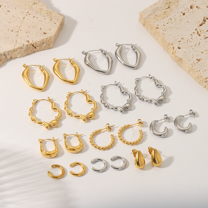 Aether lines hoop earrings