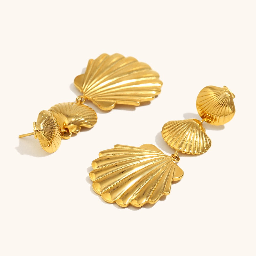 Three shells earrings