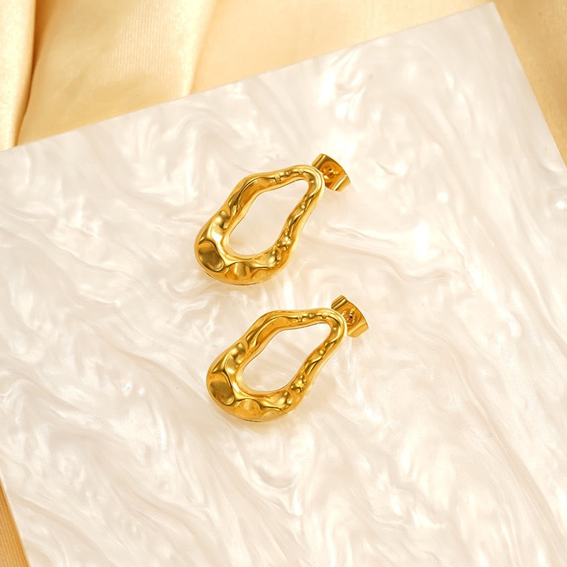 Melting lines earrings