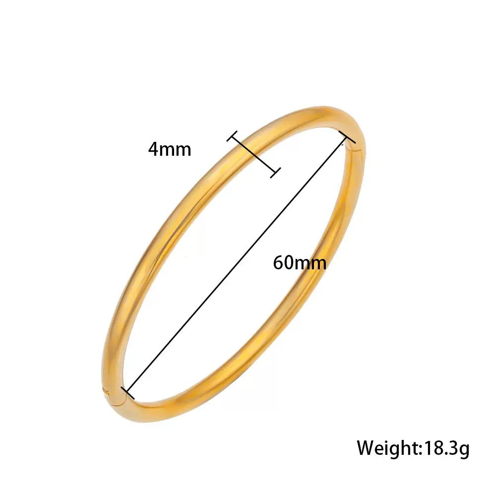 Classic hoop bangle
