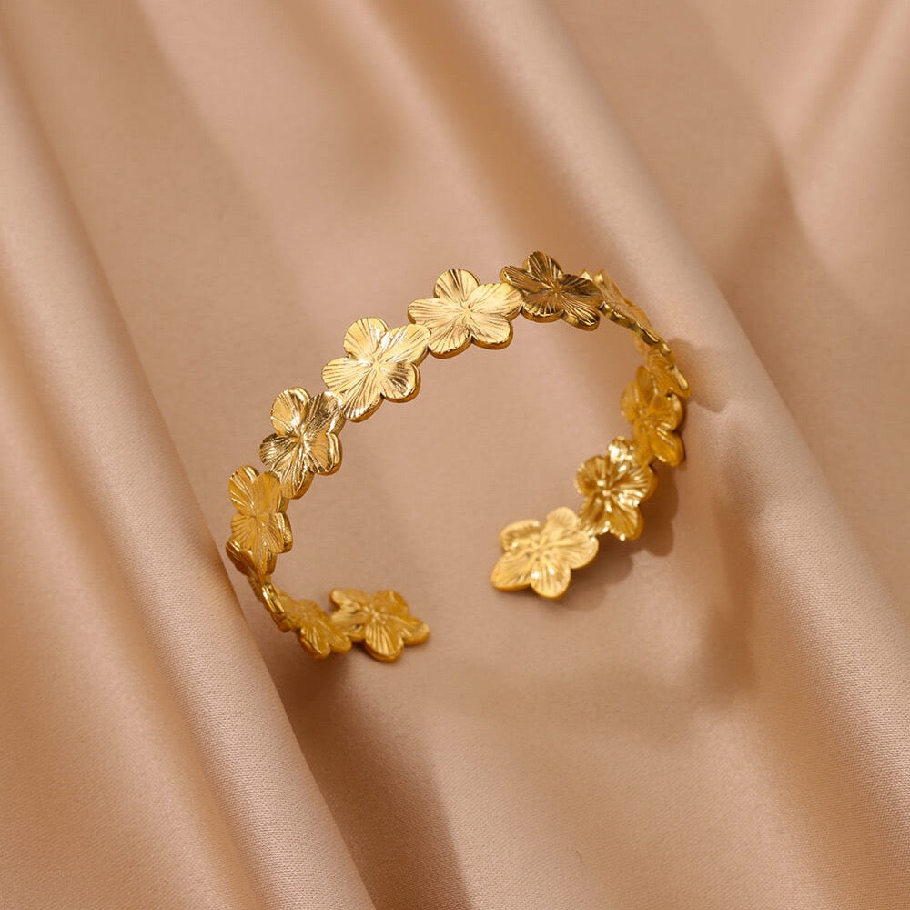Cute flower bangles