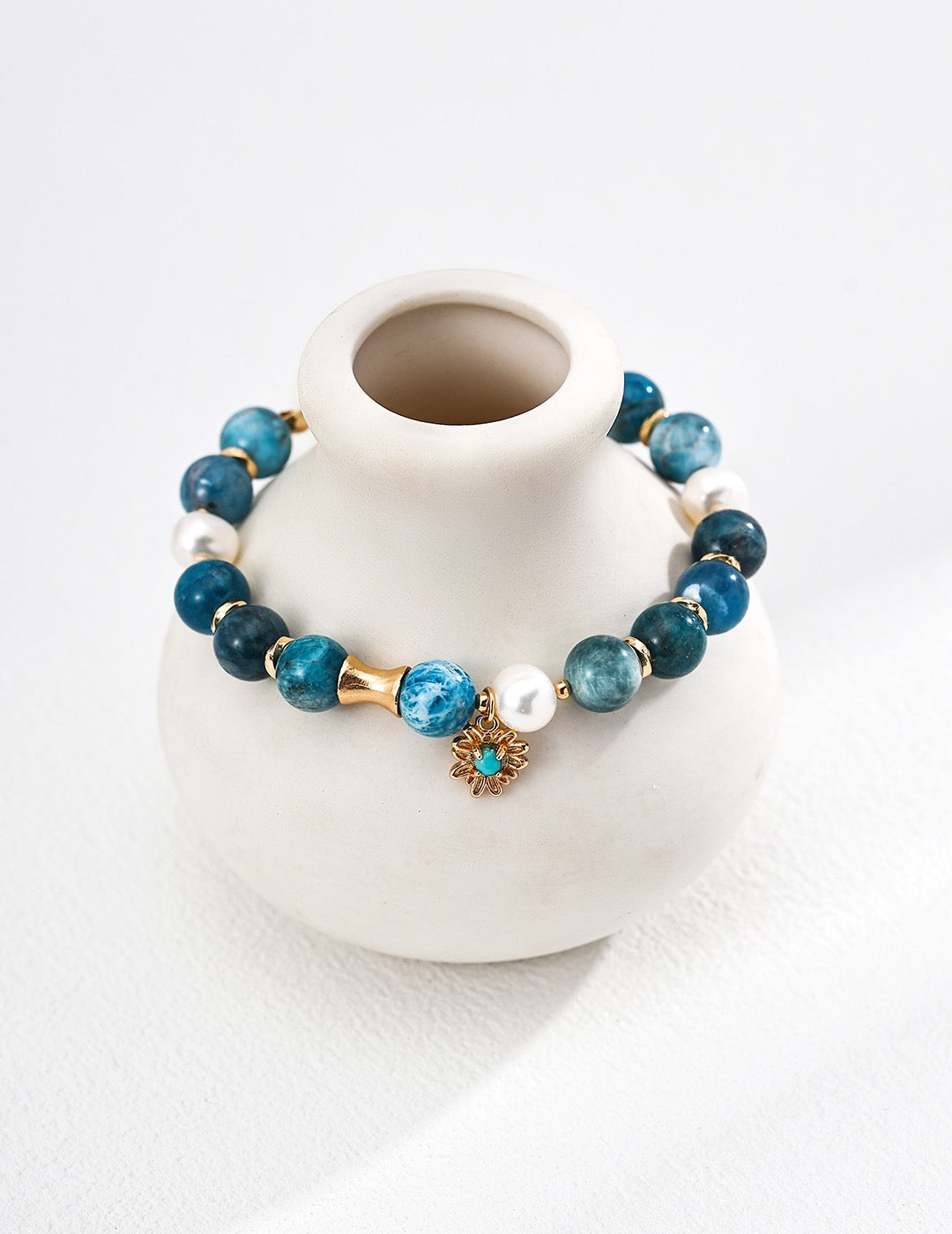 Blue natural stones pearlbracelet