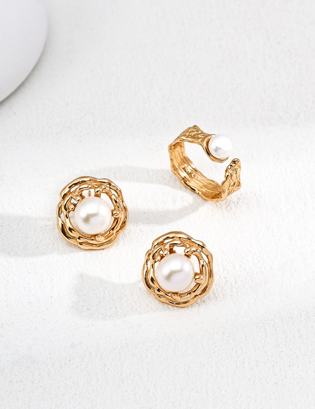 Open lava pearl rings