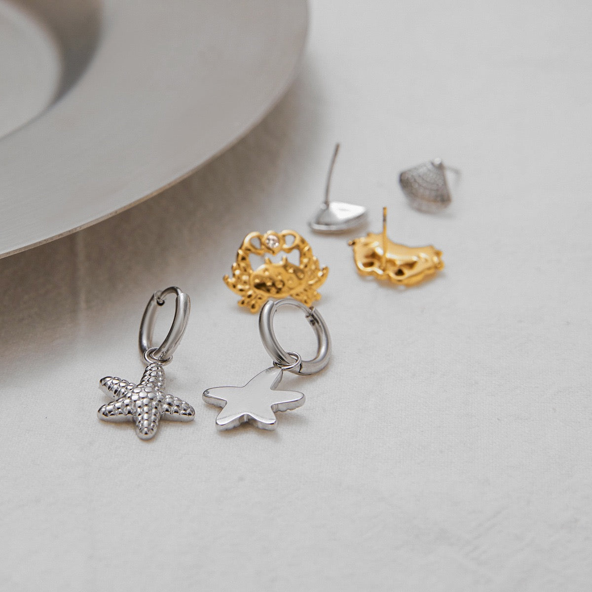 Not so crabby stacking earrings set