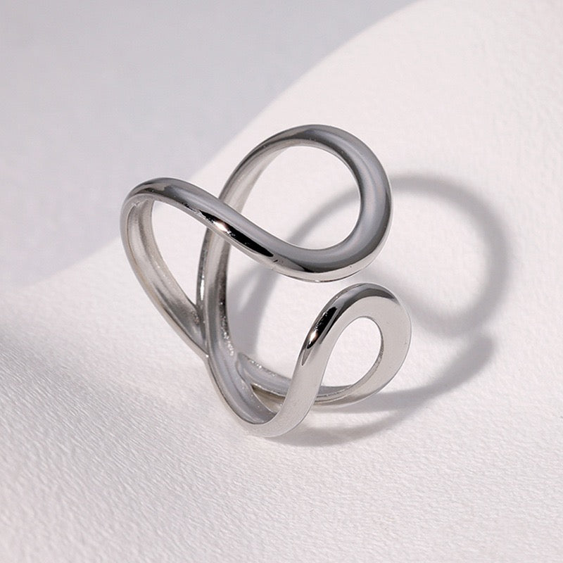 Double lines ring