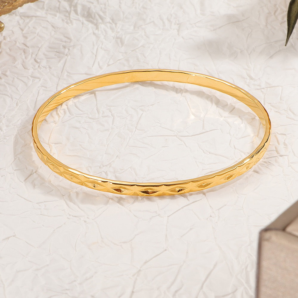 Adabana hoop bangles