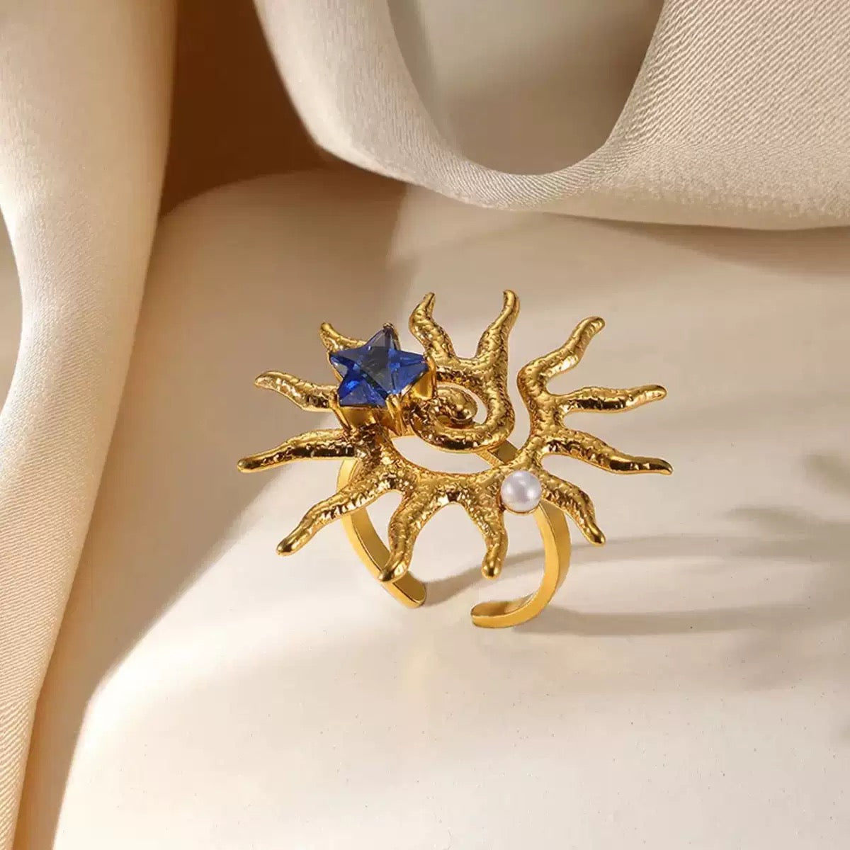 Pearly ocean starfish rings