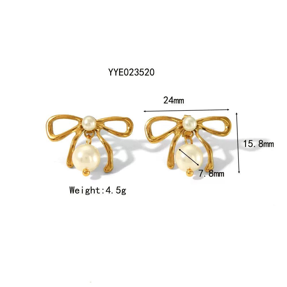 Pearly bows and butterfly earrings
