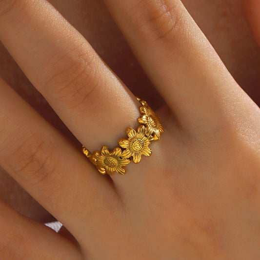 Berrima Sunflower rings