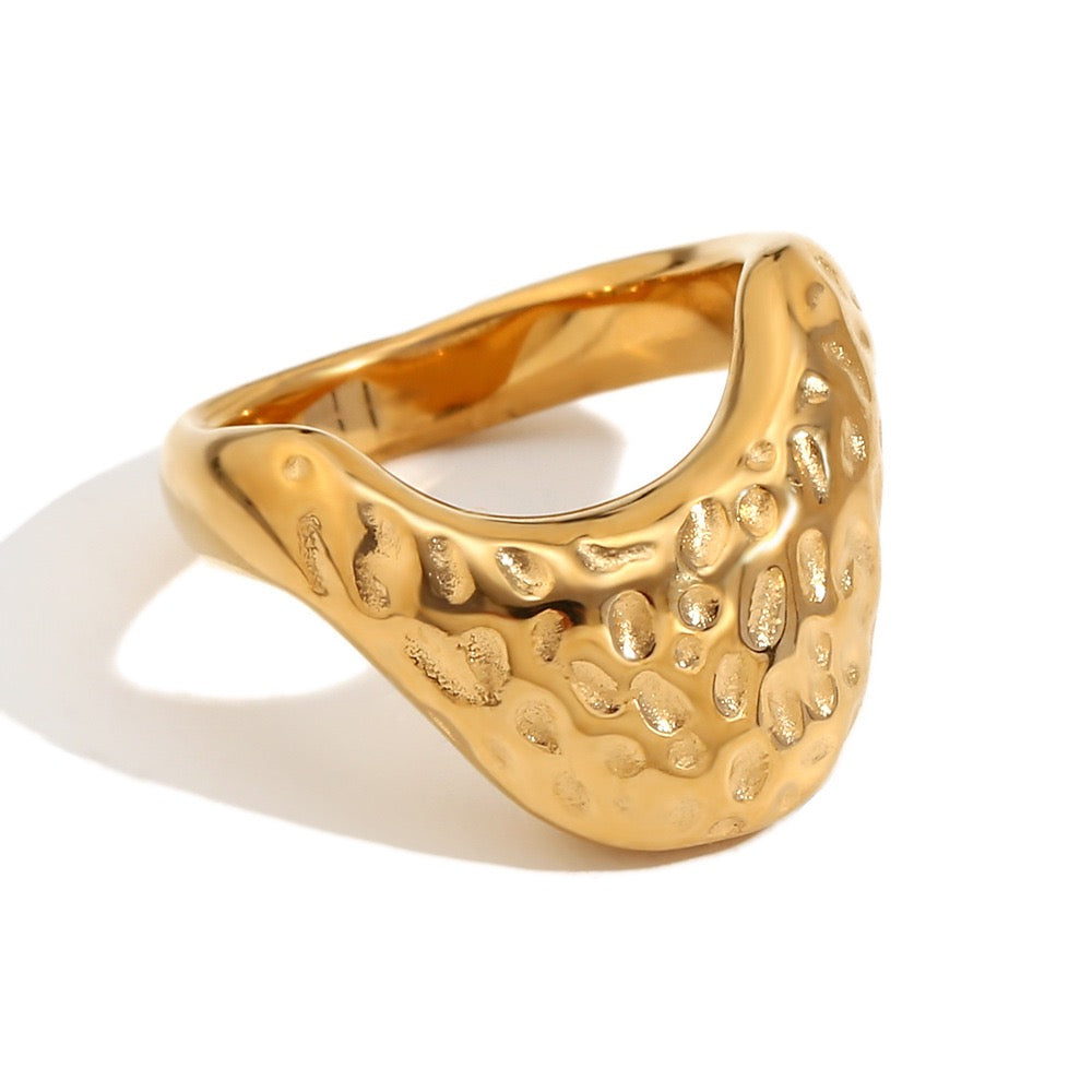 Mampa Lava pointy rings