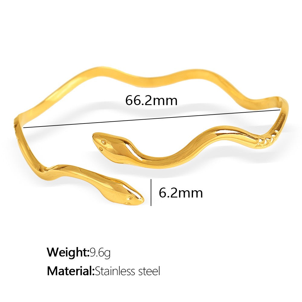 Grove snake bangle