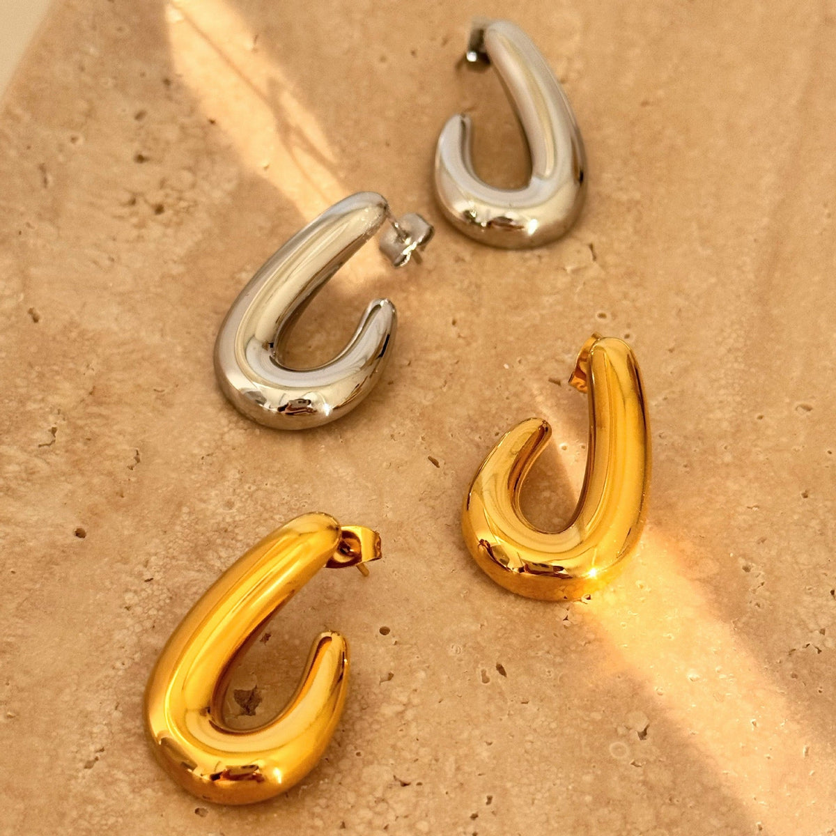 Texas square gate earrings