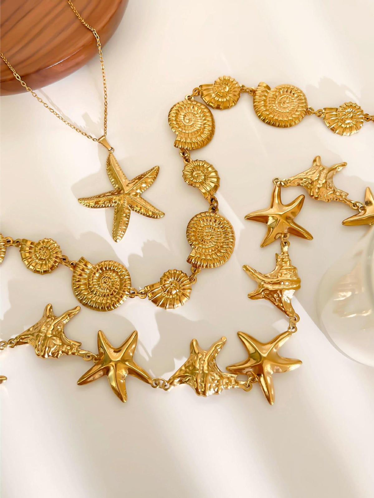 Pink starfish charm necklace