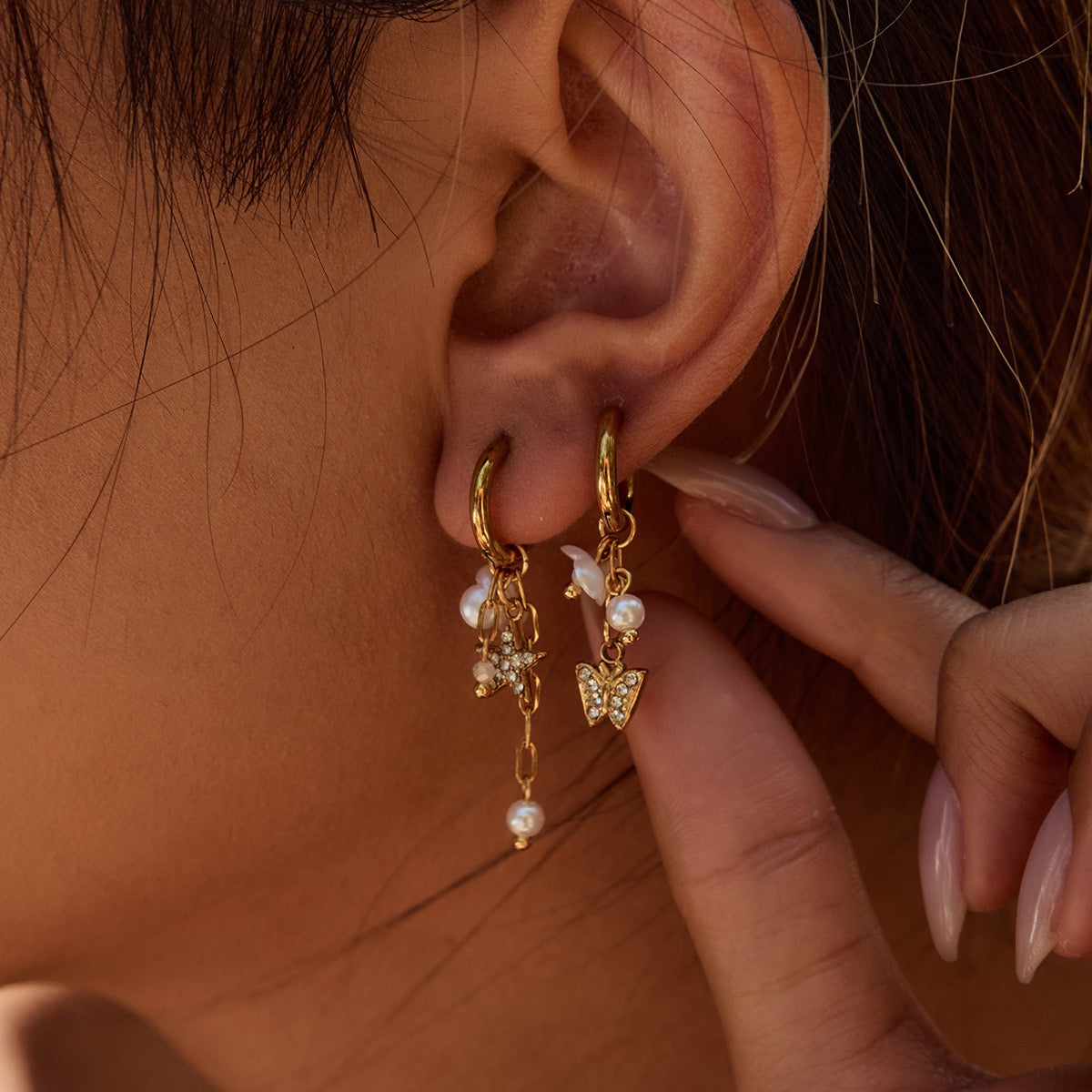 Pearly earrings collection