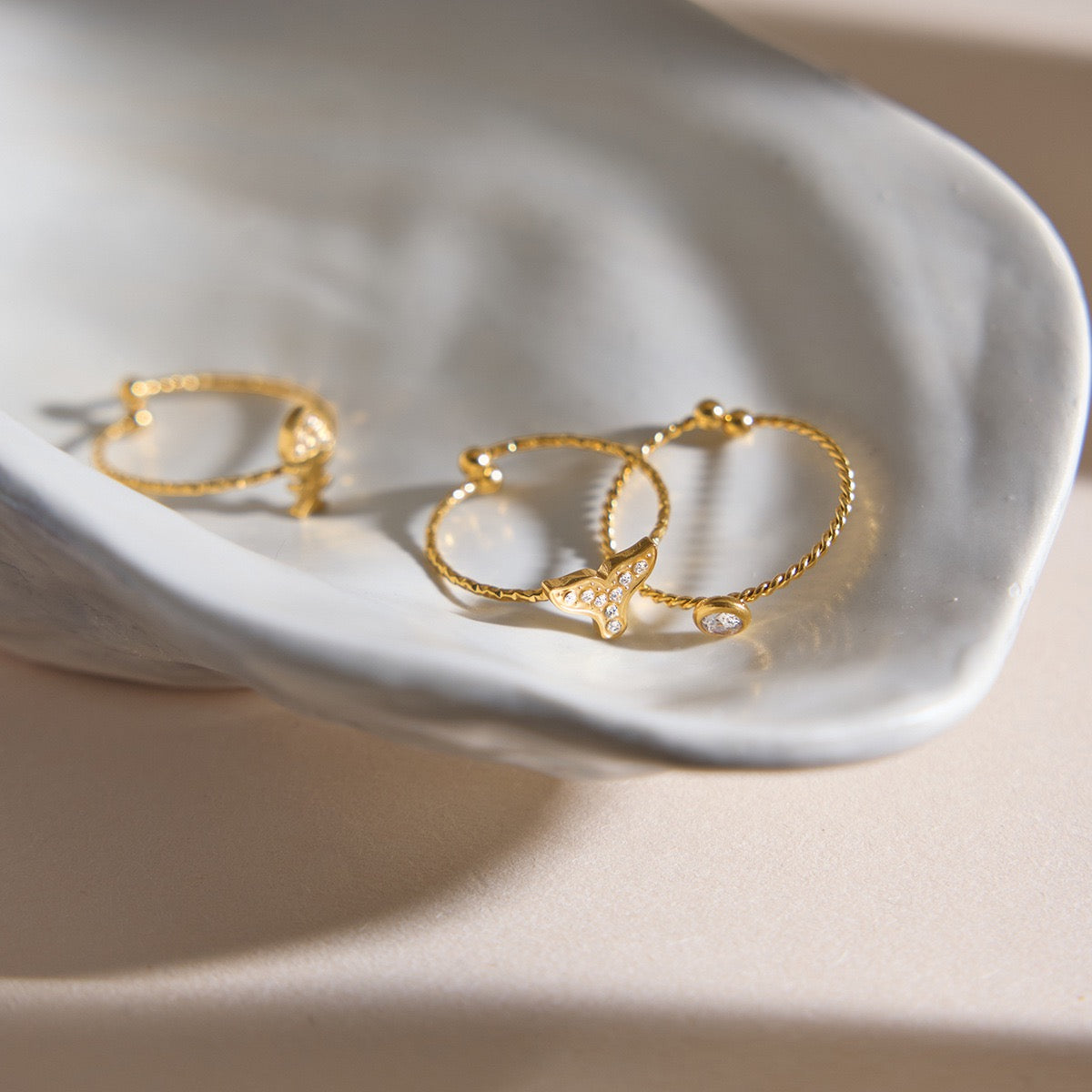 Fish tale rings set of there