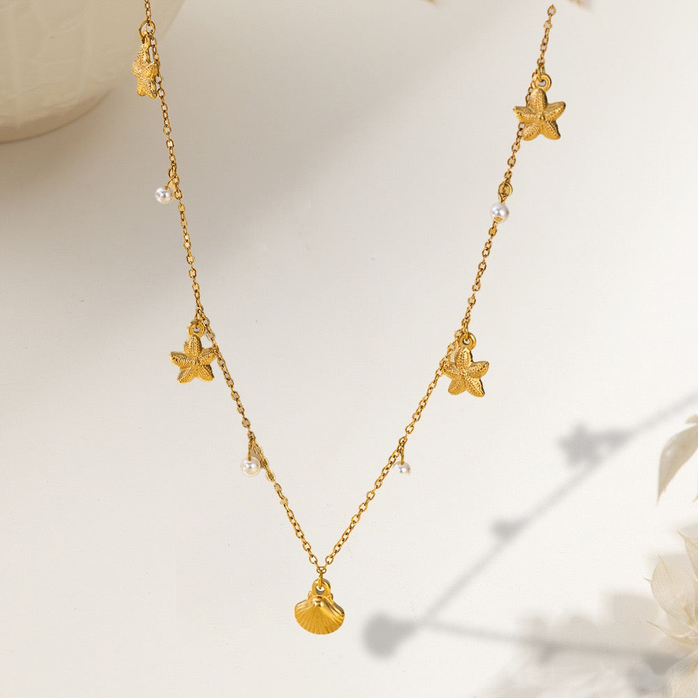 Dangling charm starfish shell pearly necklace