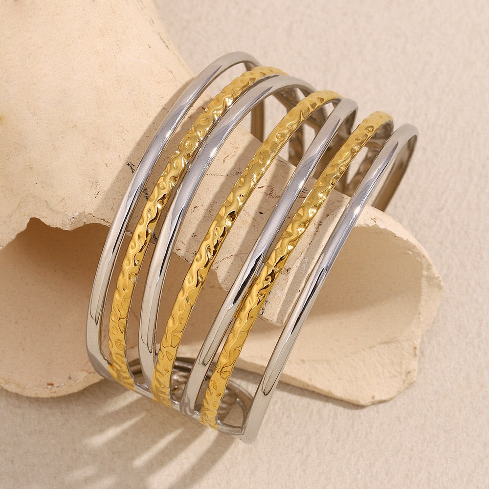 Two tones layer bangle