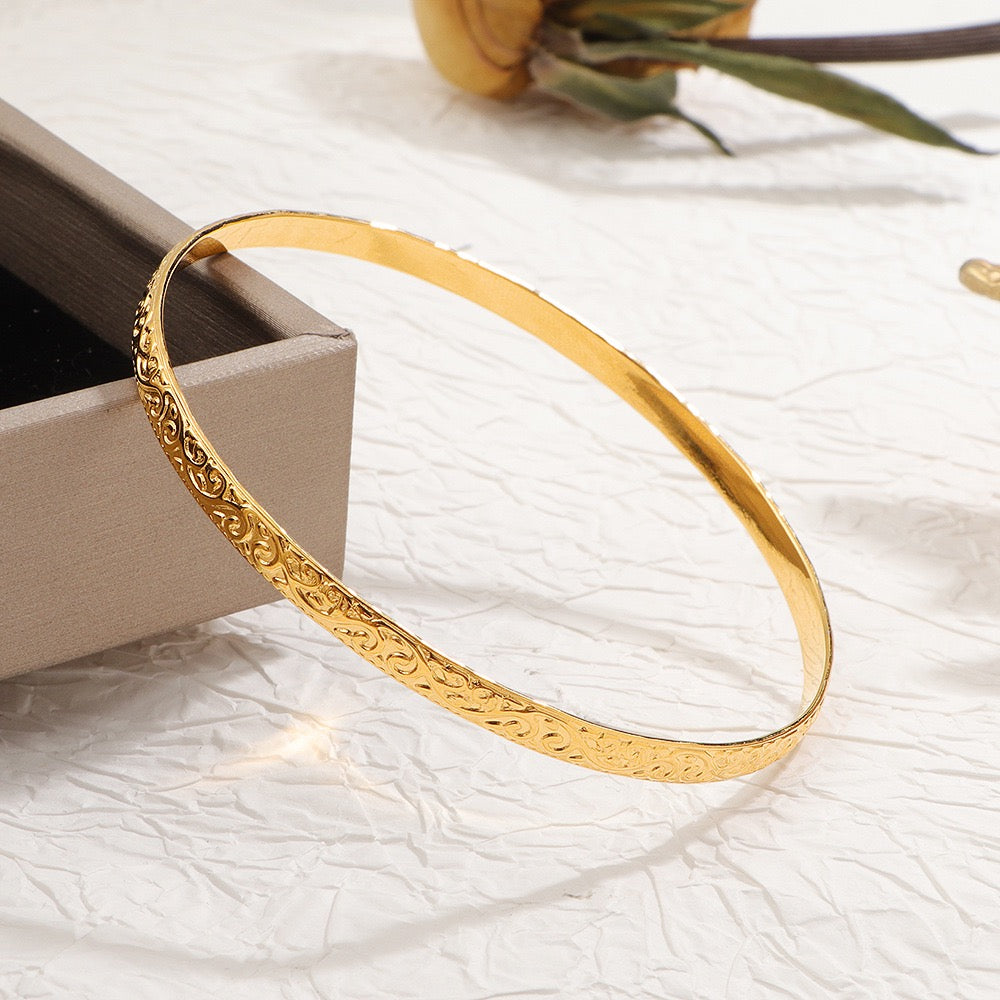 Adabana hoop bangles