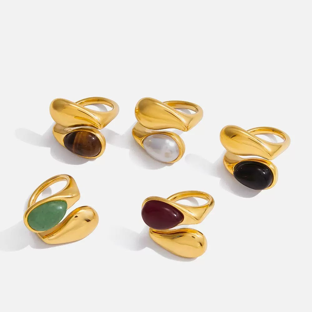 Bulky Belle cross over rings