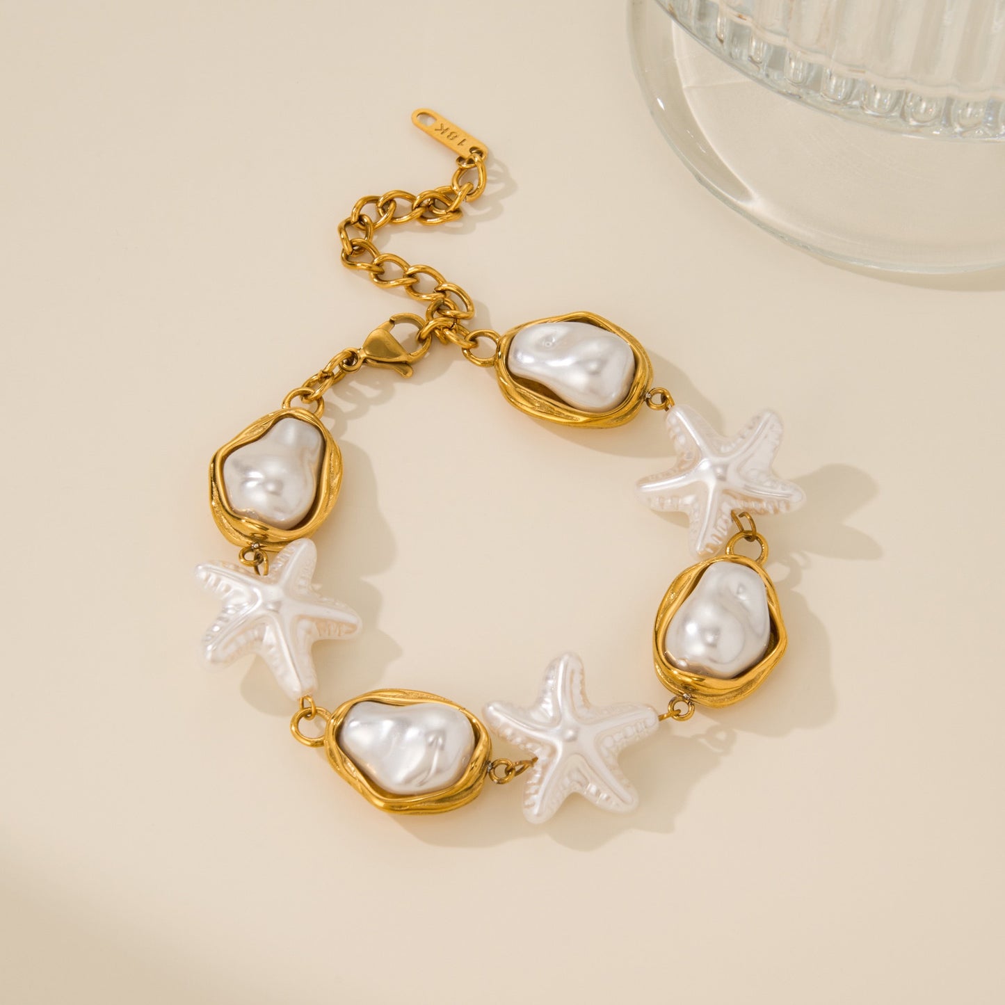Starfish white pearly bracelet